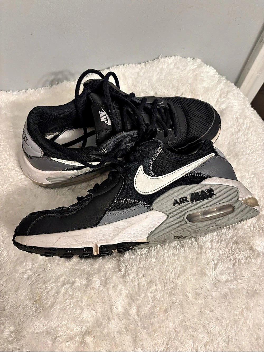 Nike Air Max 90 Black & Gray Sneakers US 8